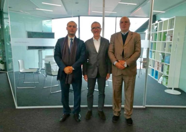 A meeting brings together the Sheikh Taher Al-Zawi Charitable Foundation and the Center for the Development of Security and the Rule of Law -DCAF